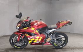 HONDA CBR600RR PC40