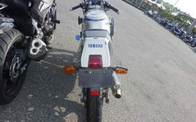 YAMAHA FZR250 2KR