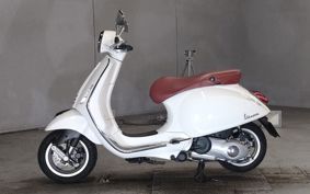VESPA PRIMA BEIGE RA125 M8210