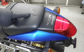 HONDA VTR 250 Gen. 2 MC33