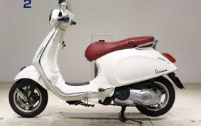 VESPA PRIMAVERA 125