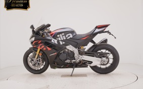 APRILIA RSV4 1100ファクトリ 2024