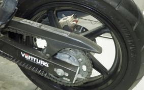 HONDA VTR 250 2005 MC33