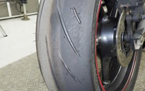 TRIUMPH DAYTONA 675 R 2012