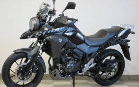 SUZUKI STROM 250 DS11A