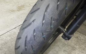 SUZUKI ｼﾞｸｻｰ250 2001 ED22B