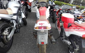HONDA VT250FG MC15