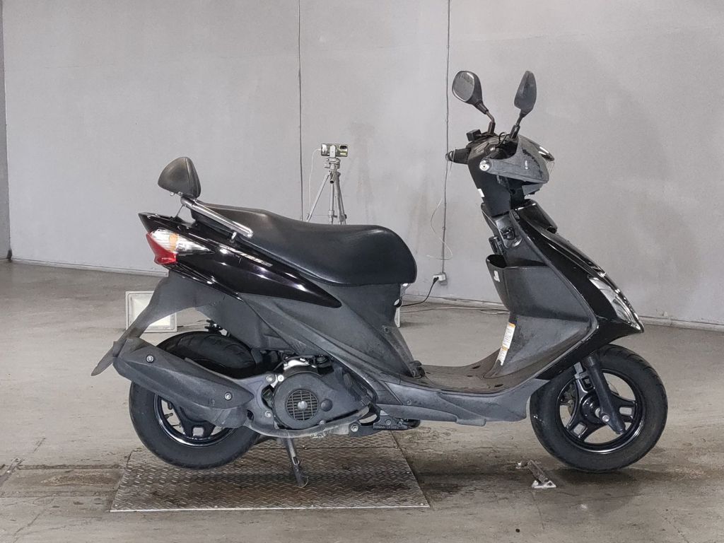 Фото Suzuki ADDRESS V125 с японского аукциона