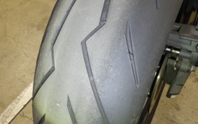 TRIUMPH DAYTONA 675 SE 2013