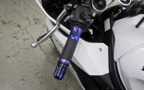 HONDA CBR650R 2023 RH03