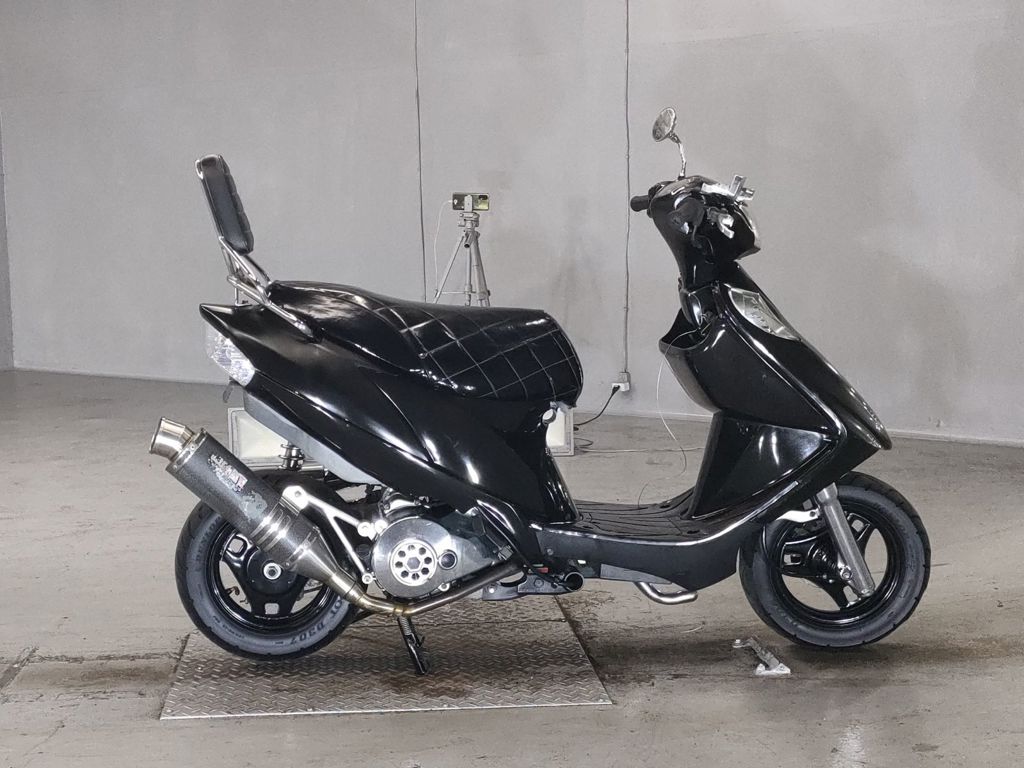 Фото Suzuki ADDRESS V125 с японского аукциона