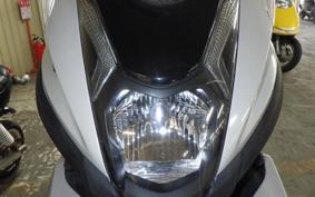 YAMAHA TRICITY 125 SE82J