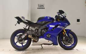 YAMAHA YZF-R6 2019
