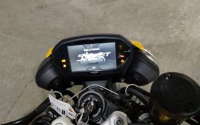 TRIUMPH  TRIUMPH  STREET  TRIPLE RS HDA614