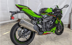 KAWASAKI NINJA ZX-4RR KRT ED 2023 ZX400P