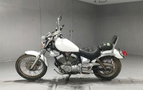 YAMAHA VIRAGO 250 3DM