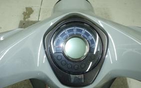 HONDA C125 SUPER CUB 2001 JA71