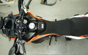 KTM 890 ADVENTURE	 2004