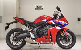 HONDA CBR650R E-Clutch 2026 RH17