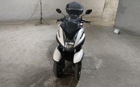 YAMAHA TRICITY 125 SEC1J