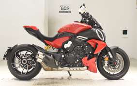 DUCATI DIAVEL V4 2023