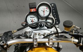TRIUMPH DAYTONAT595 1997 TE502L