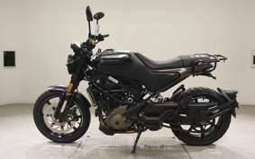 HUSQVARNA SVARTPILEN 250 2013
