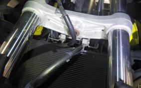 SUZUKI Vｽﾄﾛｰﾑ650XTA 2019