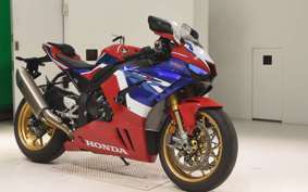 HONDA CBR1000RR RSP 2024 SC82