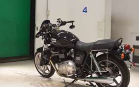 TRIUMPH BONNEVILLE SE 2010