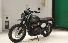 TRIUMPH SCRAMBLER 900 2025