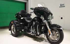 HARLEY FLHTCUTG TRIKE 2014