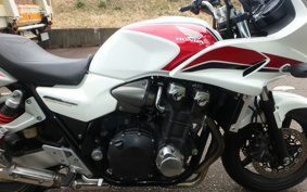 HONDA CB1300 SUPER  BOL DOR ABS 2010 SC54