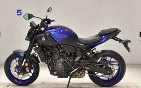 YAMAHA MT-07 2025