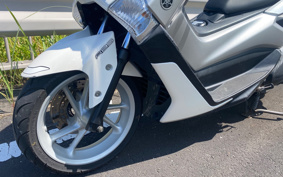 YAMAHA N-MAX SE86J