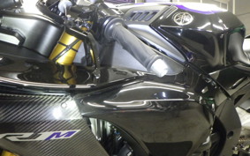 YAMAHA YZF-R1 M 2020 RN65J