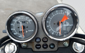 HONDA V45 MAGNA 1988 RC28