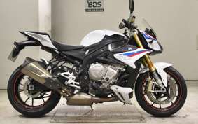 BMW S1000R
