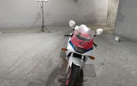 YAMAHA FZR1000 1994 3GM