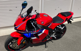 HONDA CBR600RR ABS 2024 PC40