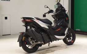 APRILIA SR GT 200
