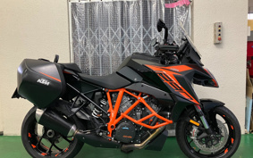 KTM 1290 SUPER DUKE GT 2020 V6940