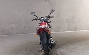 YAMAHA YBR125 RE05