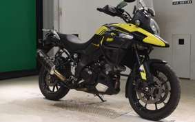 SUZUKI Vｽﾄﾛｰﾑ1000A 2017 VU51A