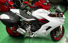 DUCATI SUPER SPORT S 2017 VA01