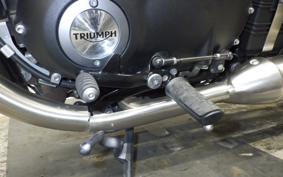 TRIUMPH BONNEVILLE BOBBER 2022