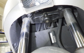 HONDA EM1 e: 2010 EF16