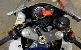SUZUKI GSX-R750 C4111