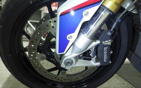 BMW S1000XR 2018