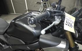 HONDA CB650R E-Clutch 2025 RH17